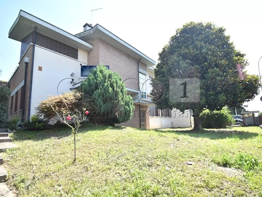 Immagine 1 di Villa in vendita  in Via Saviabona 112 a Vicenza