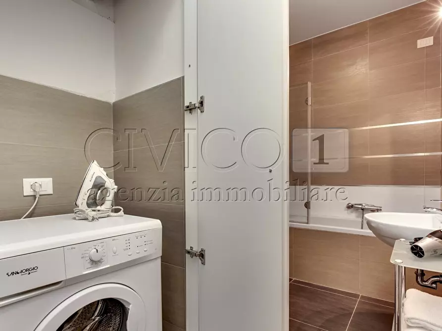 Immagine 20 di Bilocale in vendita  in Fondamenta de la Sensa a Venezia