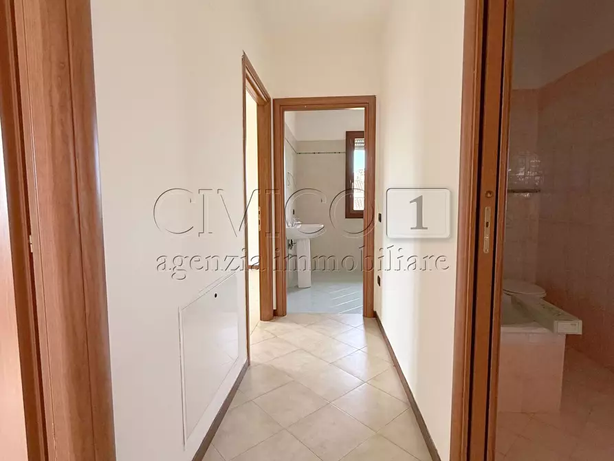 Immagine 9 di Appartamento in vendita  in Via dei Bersaglieri 72 a Torri Di Quartesolo