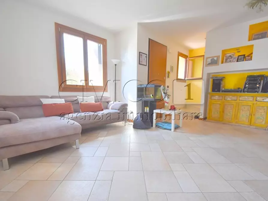 Immagine 2 di Casa bifamiliare in vendita  in Via Negrin 13 a Camisano Vicentino