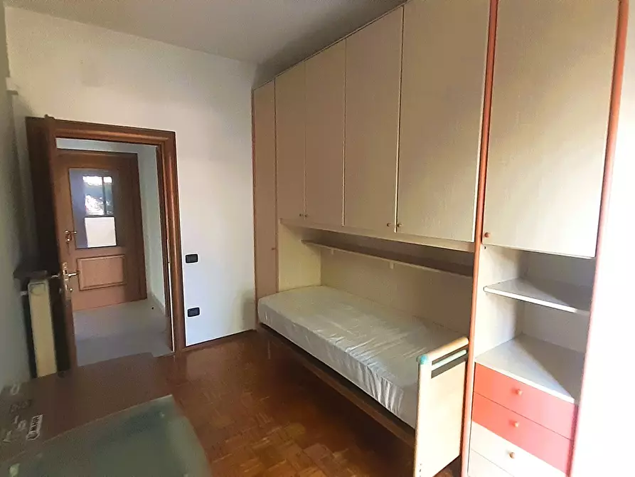 Immagine 9 di Trilocale in vendita  in Via Neruda 12 a Arsago Seprio