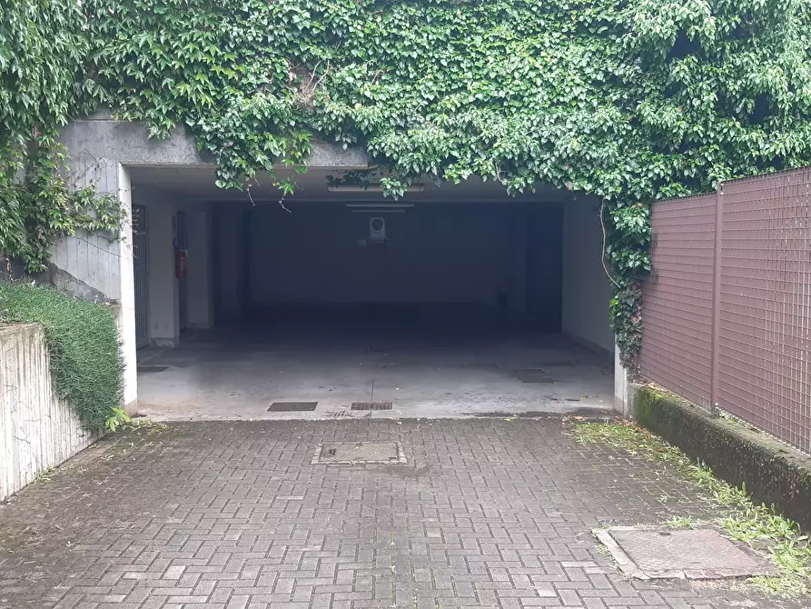 Immagine 5 di Garage in vendita  in via del moncone 60 a Cardano Al Campo