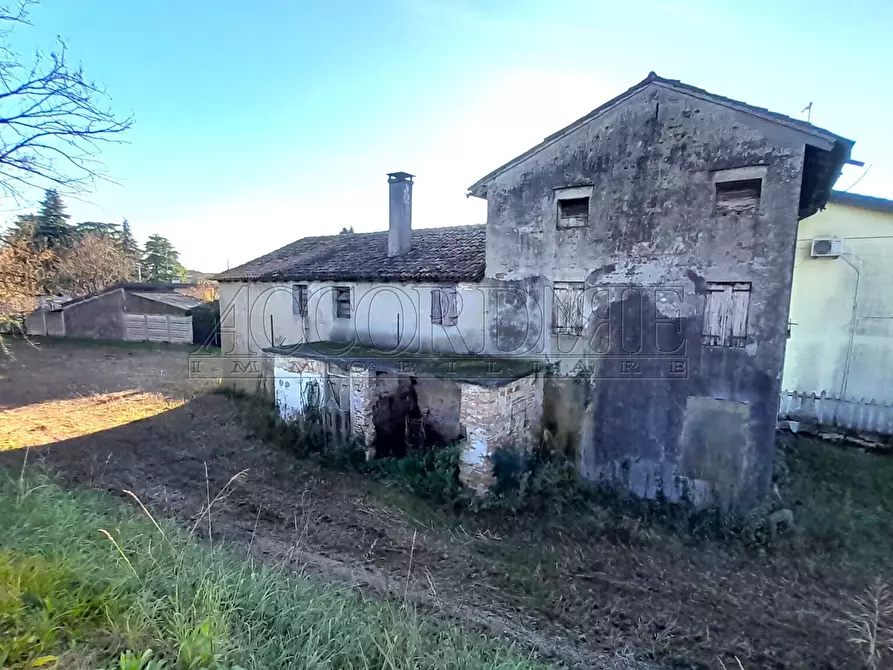 Immagine 6 di Porzione di casa in vendita  in Via Santi Felice e Fortunato 47 a Limena