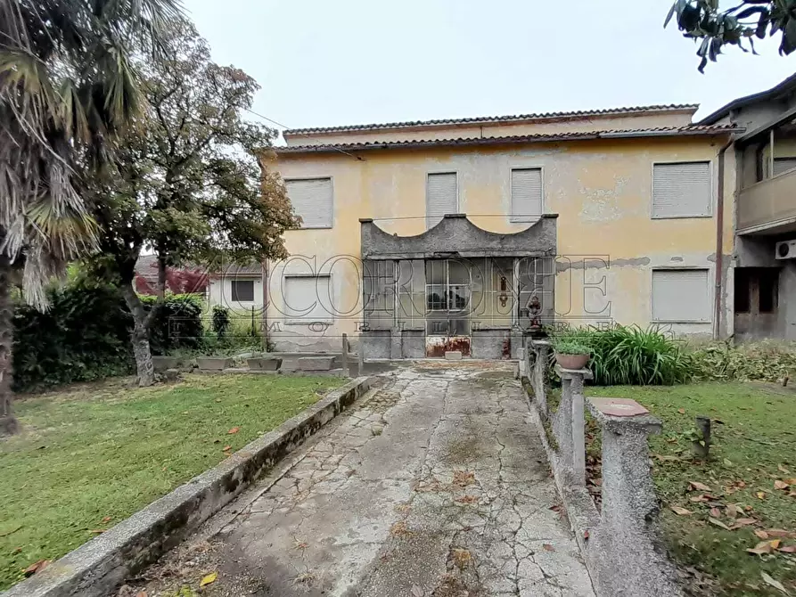 Immagine 5 di Porzione di casa in vendita  in Via Gomiero 10 a Piazzola Sul Brenta