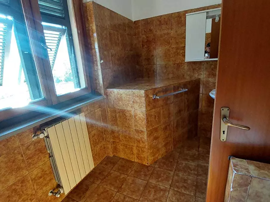 Immagine 6 di Casa semindipendente in vendita  in Via Luigi Einaudi 30 a Ameglia