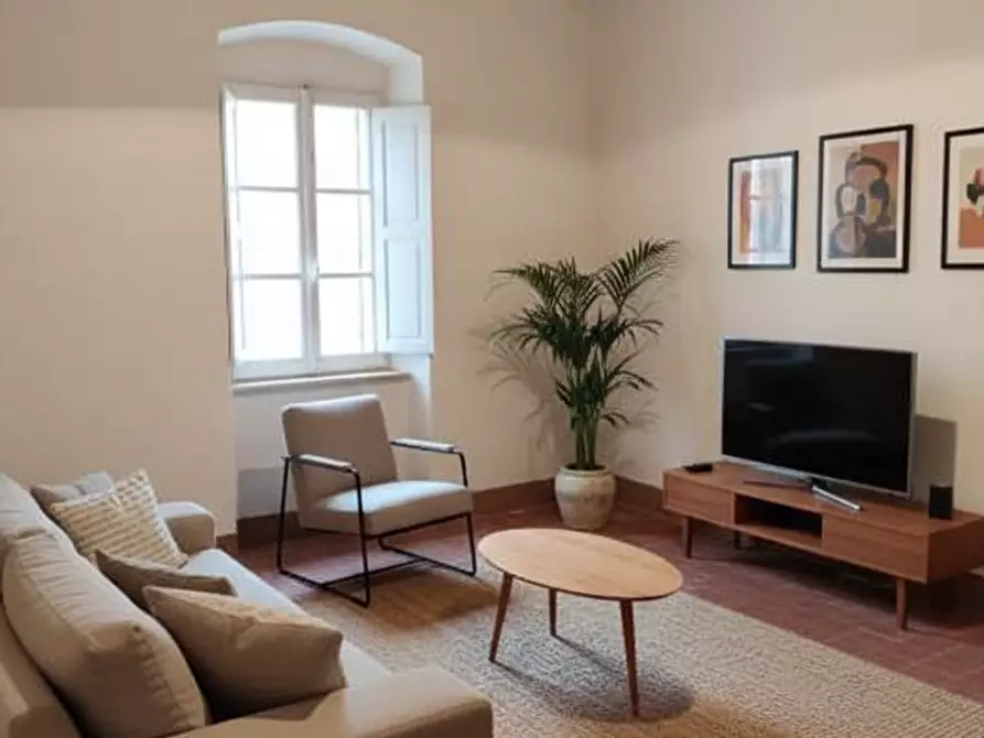 Immagine 1 di Casa semindipendente in vendita  in Via del Maggiore 44 a Castelnuovo Magra