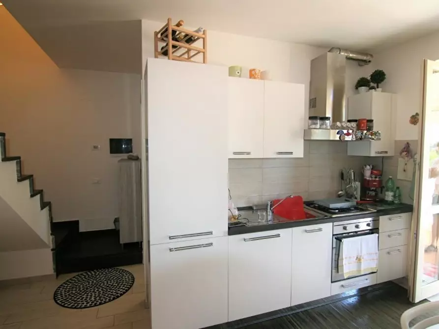 Immagine 2 di Appartamento in vendita  in Via Alfredo Ceci 7A a Carrara