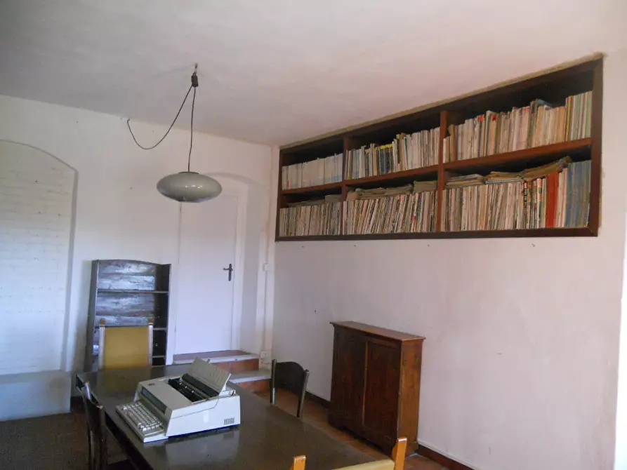 Immagine 43 di Rustico / casale in vendita  a Castelnuovo Magra