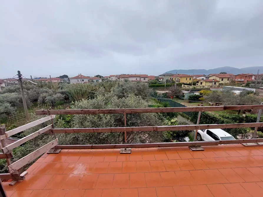 Immagine 16 di Casa semindipendente in vendita  in Strada Statale 1 262 a Ortonovo