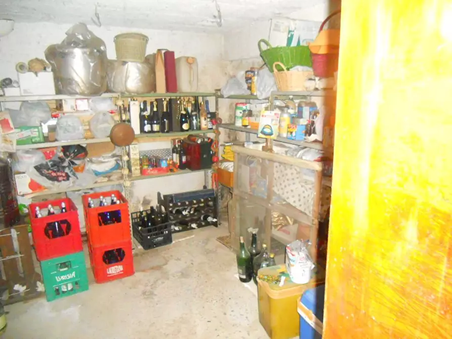 Immagine 7 di Villa in vendita  in Via Olmarello 48 a Castelnuovo Magra