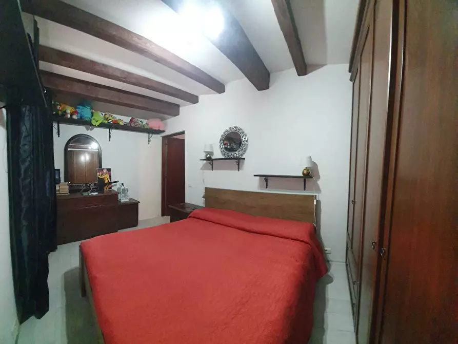 Immagine 10 di Casa semindipendente in vendita  in Via Aurelia 221 a Sarzana