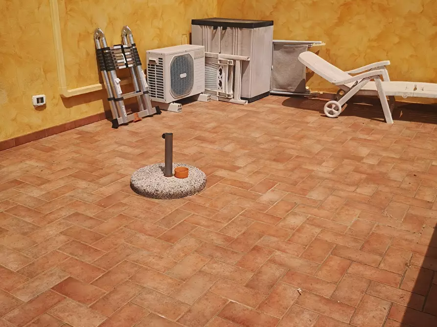 Immagine 3 di Casa semindipendente in vendita  in Piazza Marco Tosini a Castelnuovo Magra