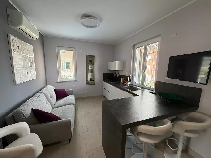 Immagine 1 di Terratetto in vendita  in Via Giacomo Leopardi 12 a Ameglia