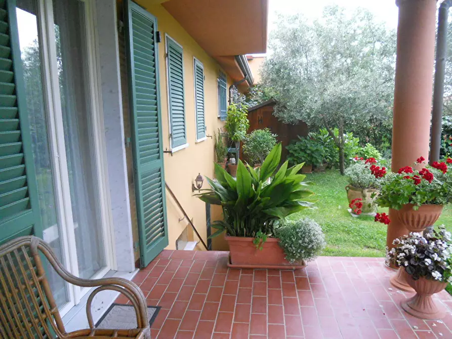 Immagine 12 di Casa semindipendente in vendita  in Via Caffaggiola 37 a Ortonovo