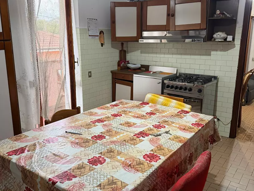 Immagine 2 di Casa semindipendente in vendita  in Via Salicello 170 a Castelnuovo Magra