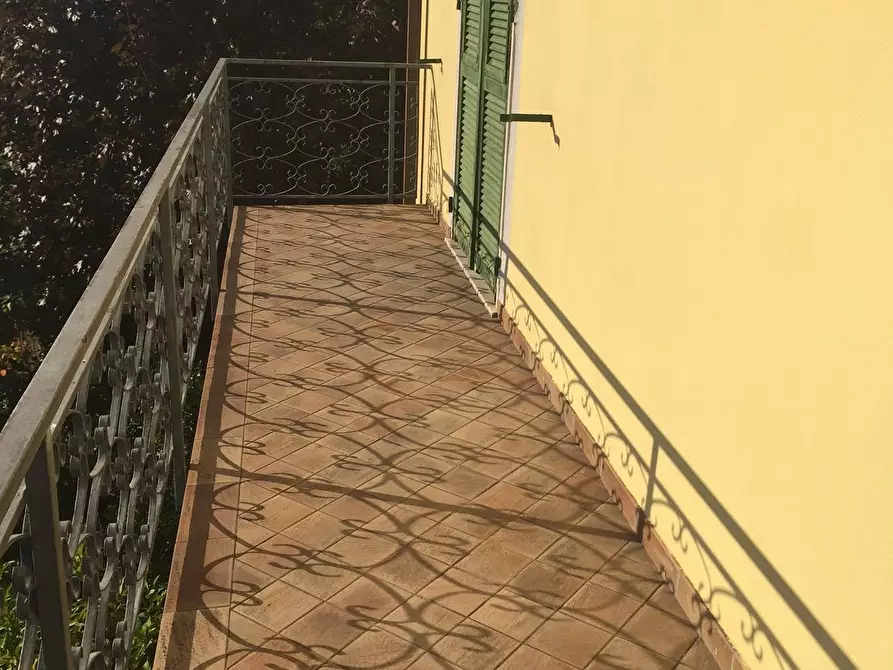 Immagine 6 di Villa in vendita  in Via XXV Aprile a Castelnuovo Magra