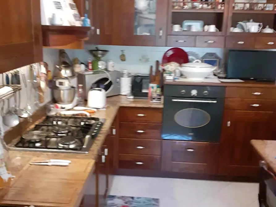 Immagine 12 di Appartamento in vendita  in Via Borrotzu a Vezzano Ligure