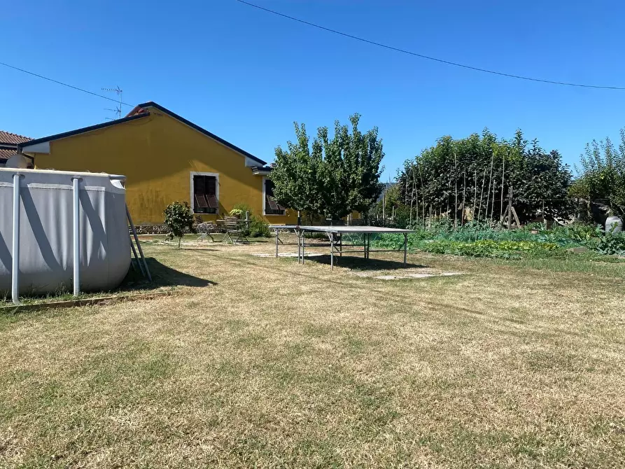 Immagine 2 di Villetta a schiera in vendita  in Via Montecchio 7 a Fosdinovo