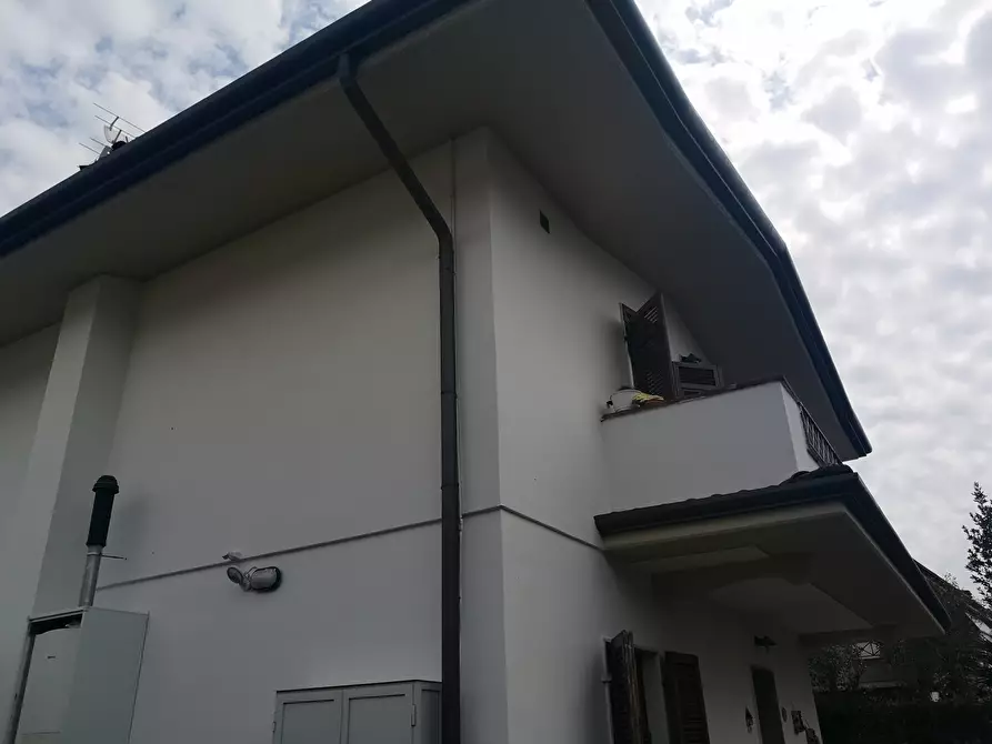 Immagine 8 di Villa in vendita  in Via Del Bozzo Nord 10 a Massa