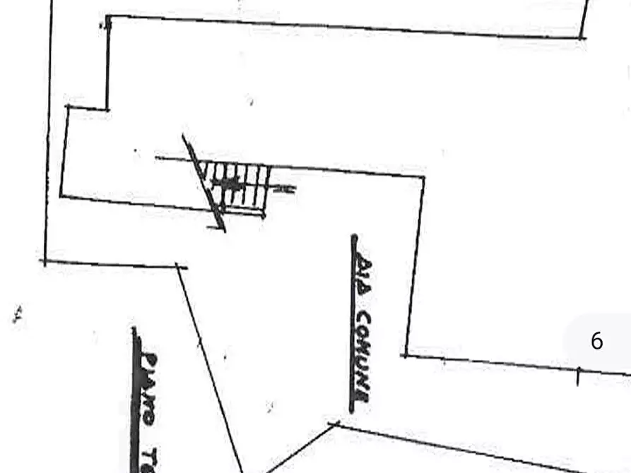Immagine 27 di Casa semindipendente in vendita  in Via Montebello 35 a Carrara
