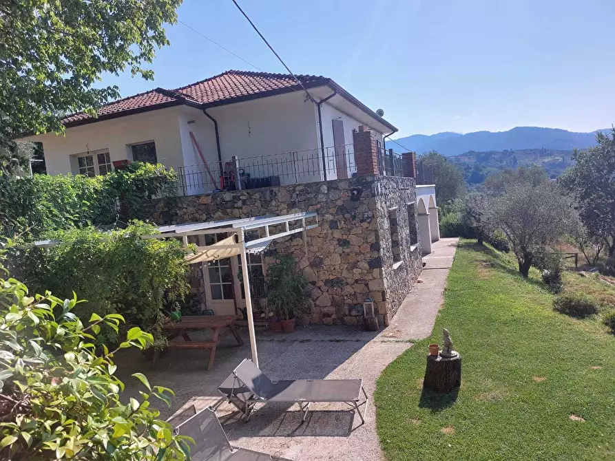 Immagine 14 di Villa in vendita  in Via Alla Fortezza a Sarzana