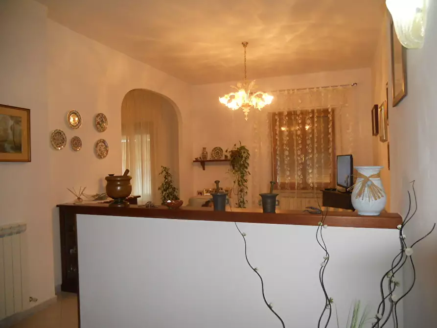 Immagine 13 di Appartamento in vendita  a Castelnuovo Magra