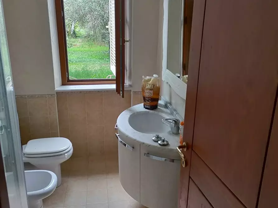 Immagine 12 di Casa semindipendente in vendita  in Via Gragnola a Castelnuovo Magra