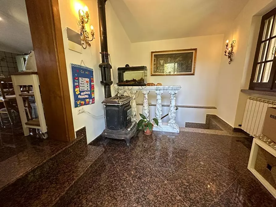 Immagine 3 di Villa in vendita  in Via Pianaccia a Fosdinovo
