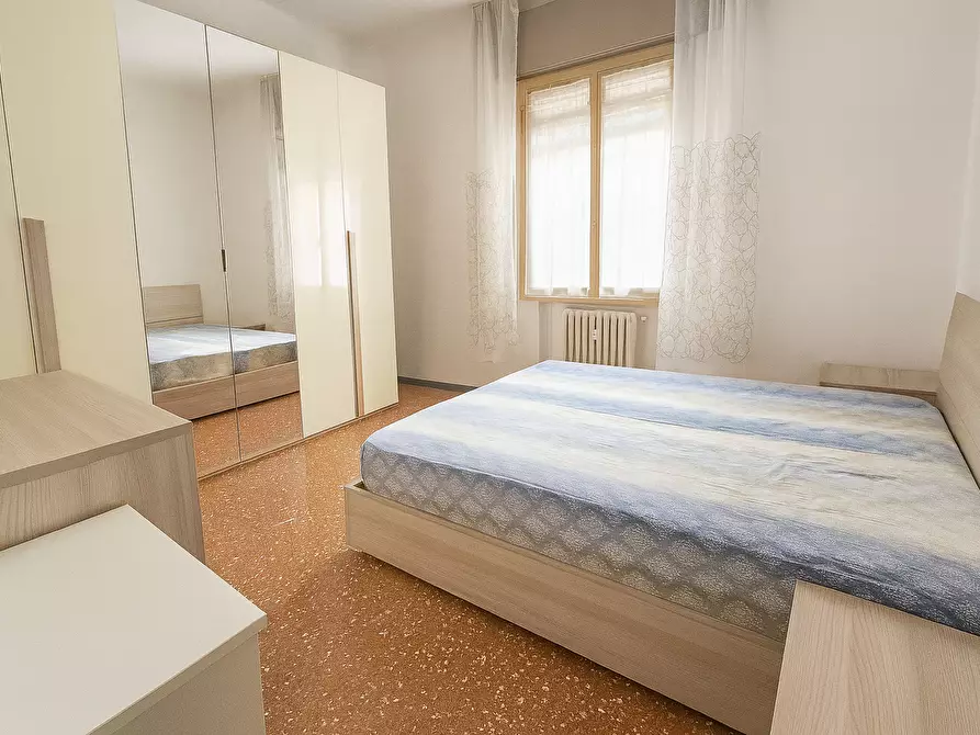 Immagine 4 di Trilocale in affitto  a Bologna