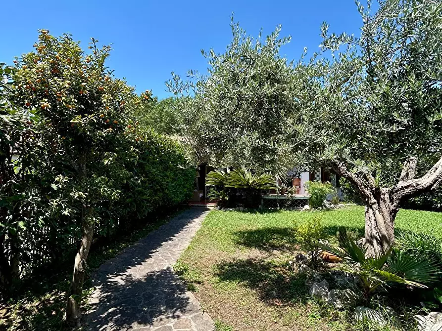 Immagine 2 di Villa in vendita  in Via Terracina Km 11 a San Felice Circeo