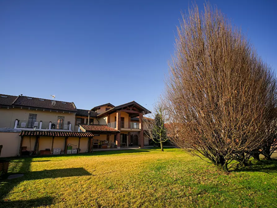 Immagine 2 di Rustico / casale in vendita  in Via Martiri della Libertà 28A a Beinasco