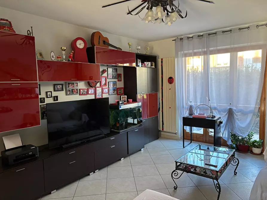 Immagine 10 di Quadrilocale in vendita  in Via Trana 2 a Sangano