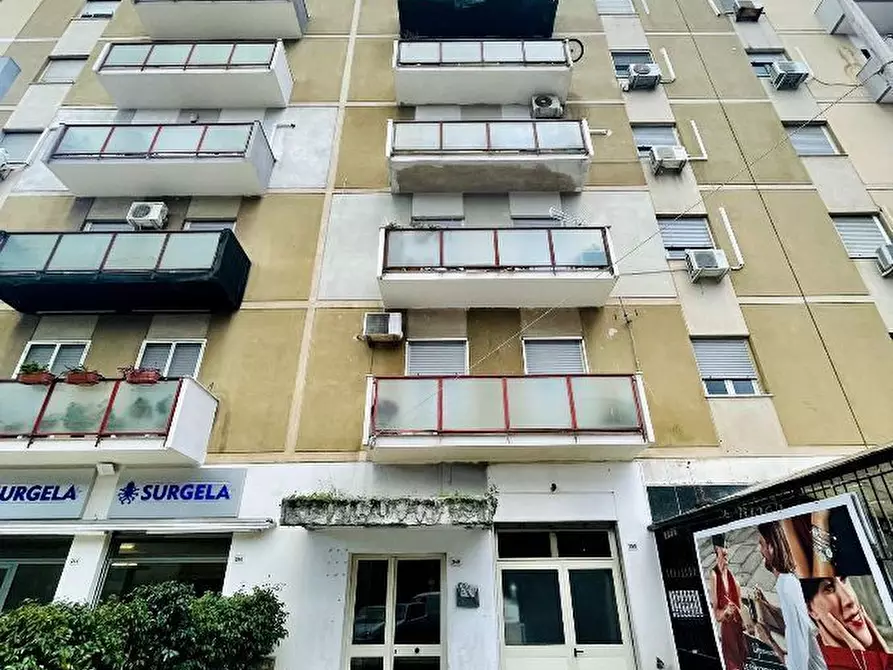 Immagine 1 di Appartamento in vendita  in VIA CASTELLANA a Palermo