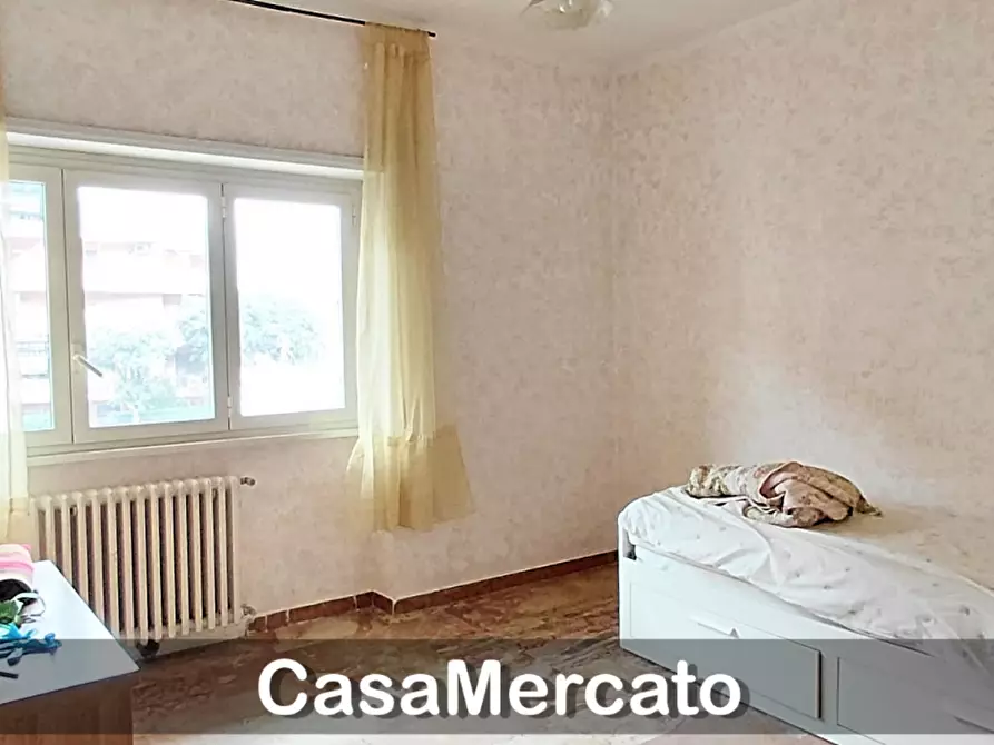 Immagine 12 di Trilocale in vendita  a Marino