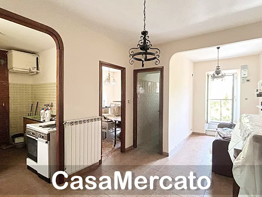 Immagine 3 di Bilocale in vendita  a Rocca Di Papa