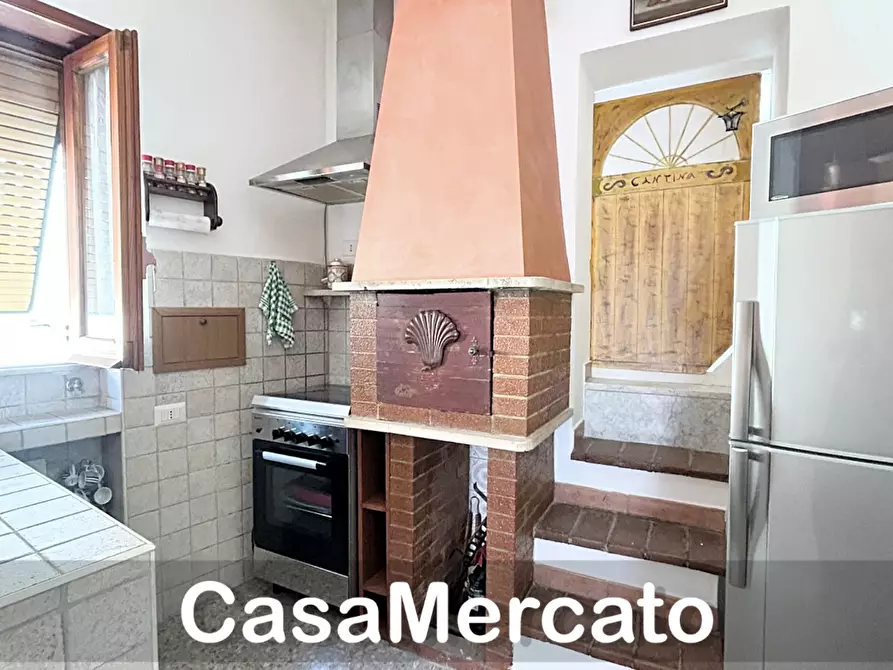 Immagine 14 di Bilocale in vendita  in Via San Francesco d'Assisi a Rocca Di Papa