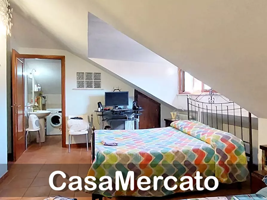 Immagine 15 di Trilocale in vendita  in Via IV Novembre a Rocca Di Papa