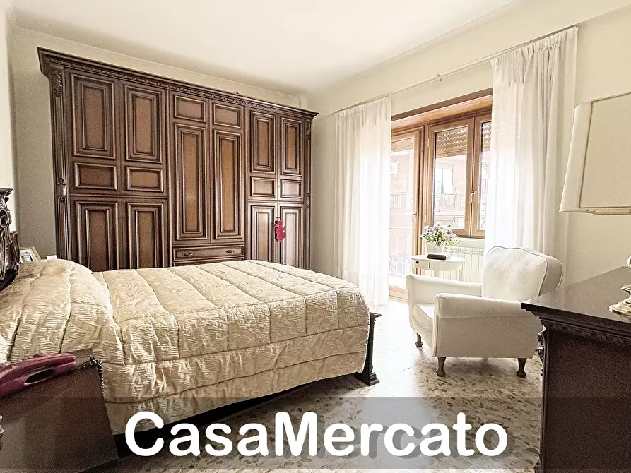 Immagine 9 di Quadrilocale in vendita  in Via Orazio a Albano Laziale