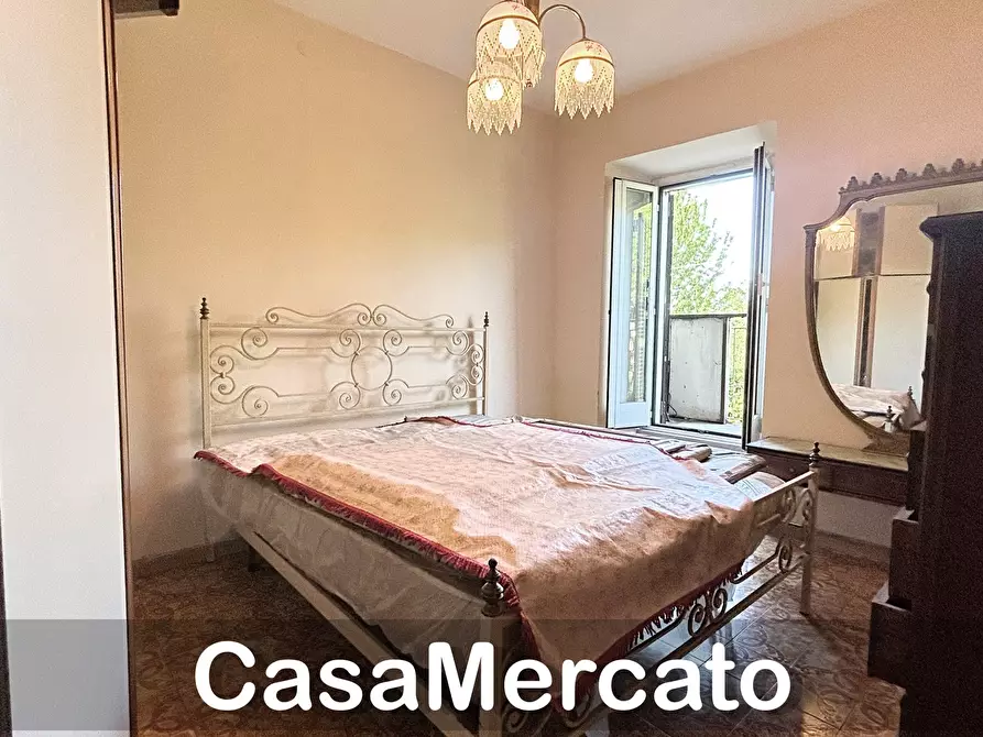 Immagine 9 di Bilocale in vendita  a Rocca Di Papa