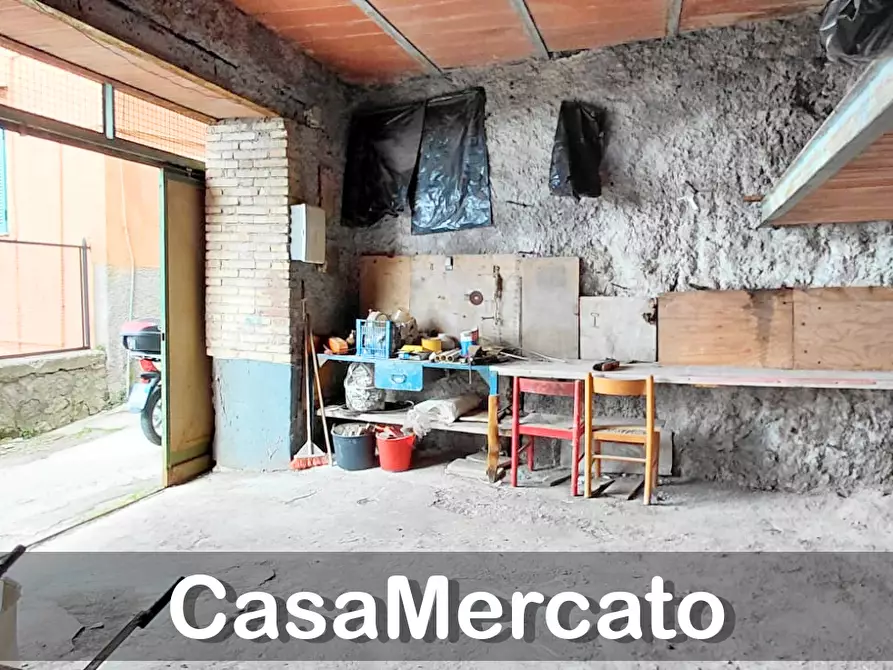 Immagine 5 di Garage in vendita  a Rocca Di Papa