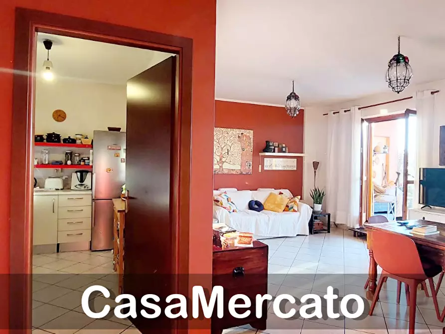 Immagine 3 di Trilocale in vendita  in Via Roma a Rocca Di Papa