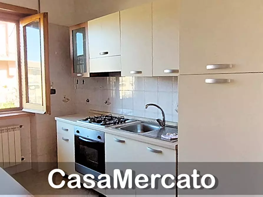 Immagine 12 di Trilocale in affitto  in Via Primo Maggio a Rocca Di Papa