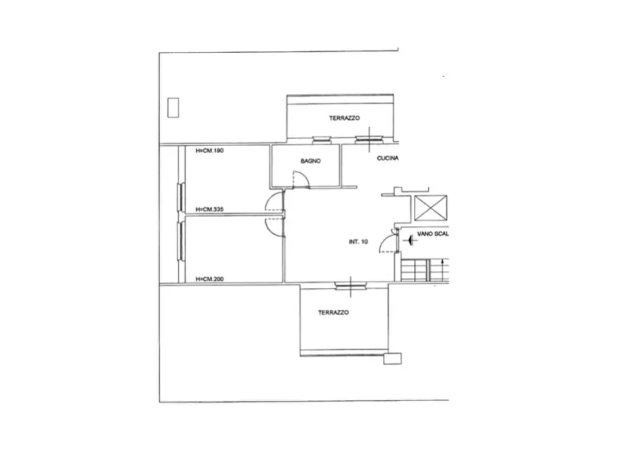 Immagine 27 di Trilocale in vendita  in Via Roma a Rocca Di Papa