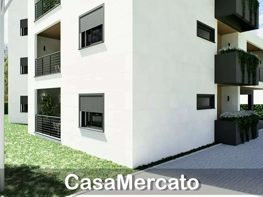Immagine 14 di Quadrilocale in vendita  a Roma