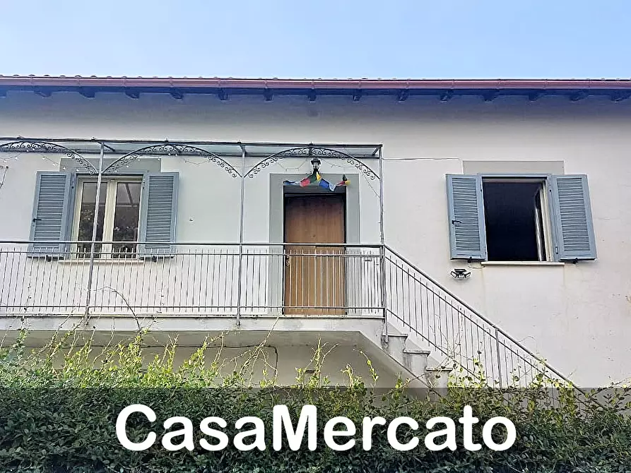 Immagine 2 di Bilocale in vendita  in Via Marino Campagna a Rocca Di Papa