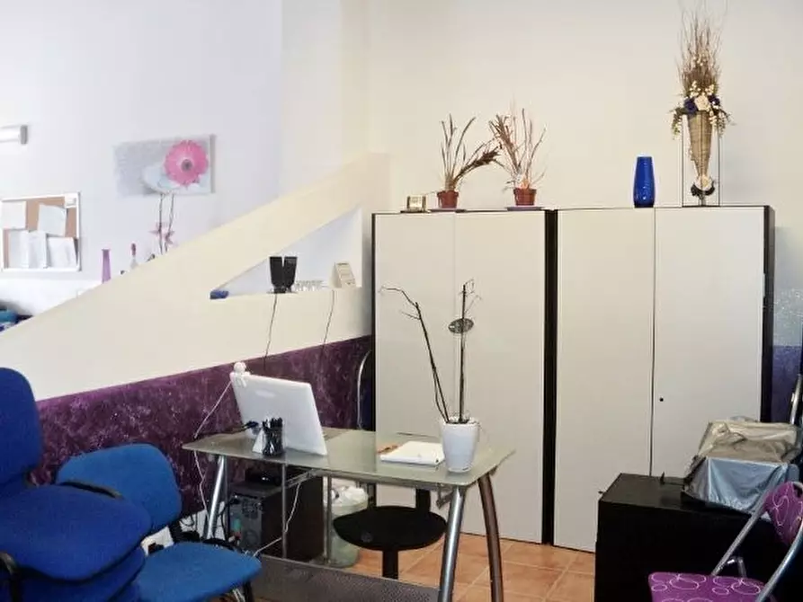 Immagine 4 di Ufficio in affitto  in via enrico toti a San Benedetto Del Tronto