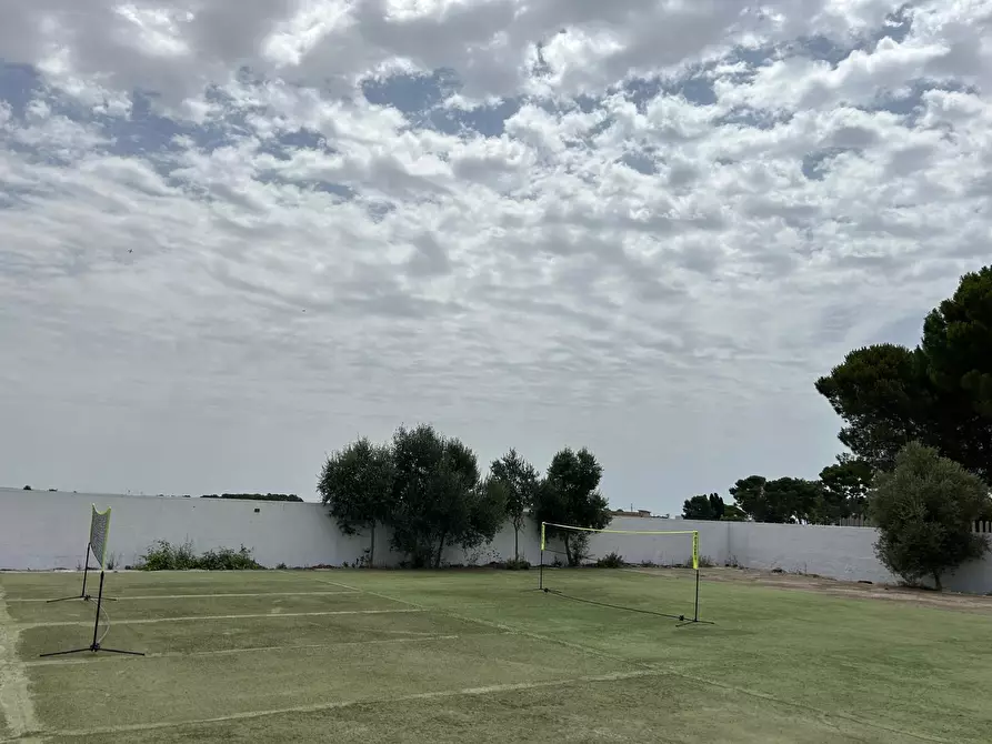 Immagine 37 di Casa vacanze in vendita  a Pulsano