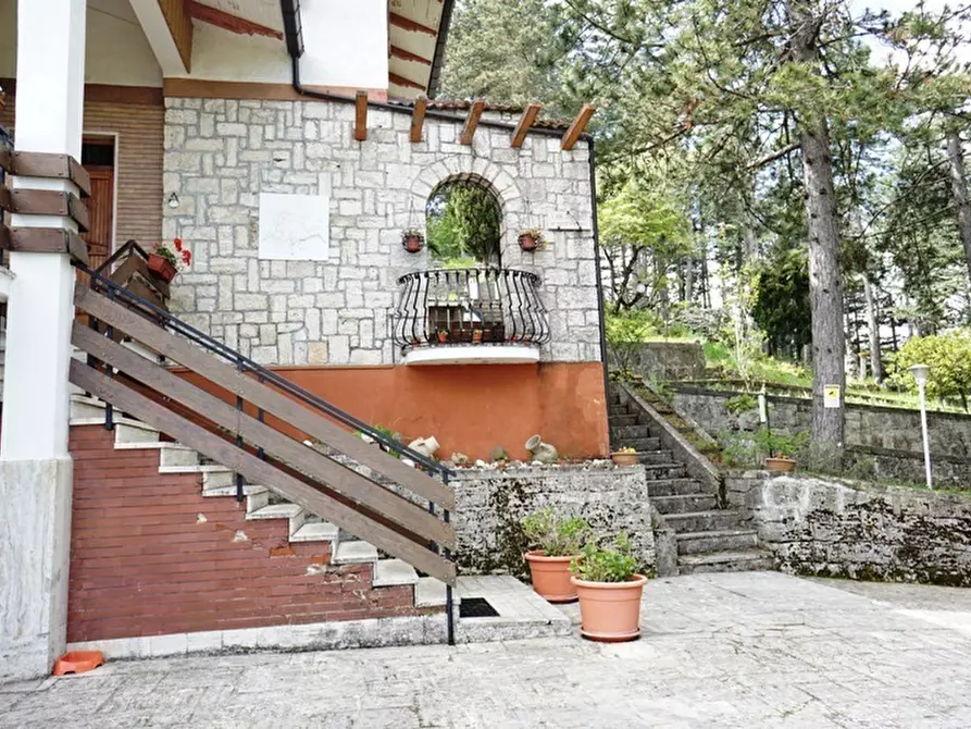 Immagine 33 di Casa indipendente in vendita  a Ascoli Piceno