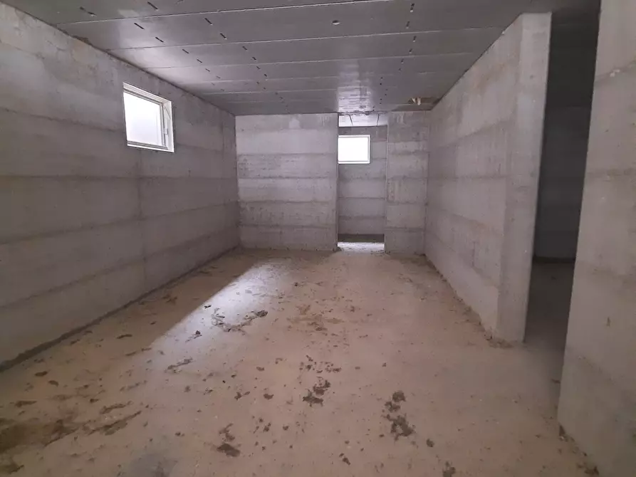 Immagine 22 di Casa indipendente in vendita  a Offida