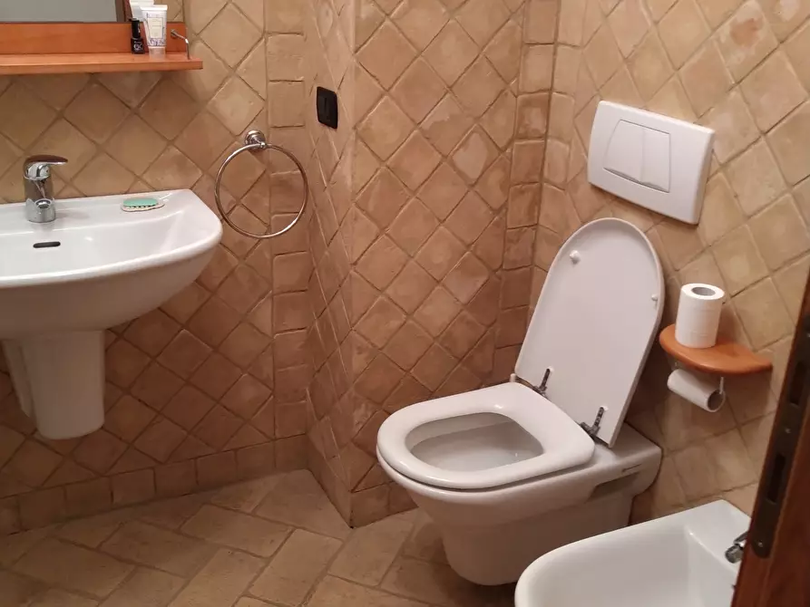 Immagine 12 di Casa indipendente in vendita  a Cossignano